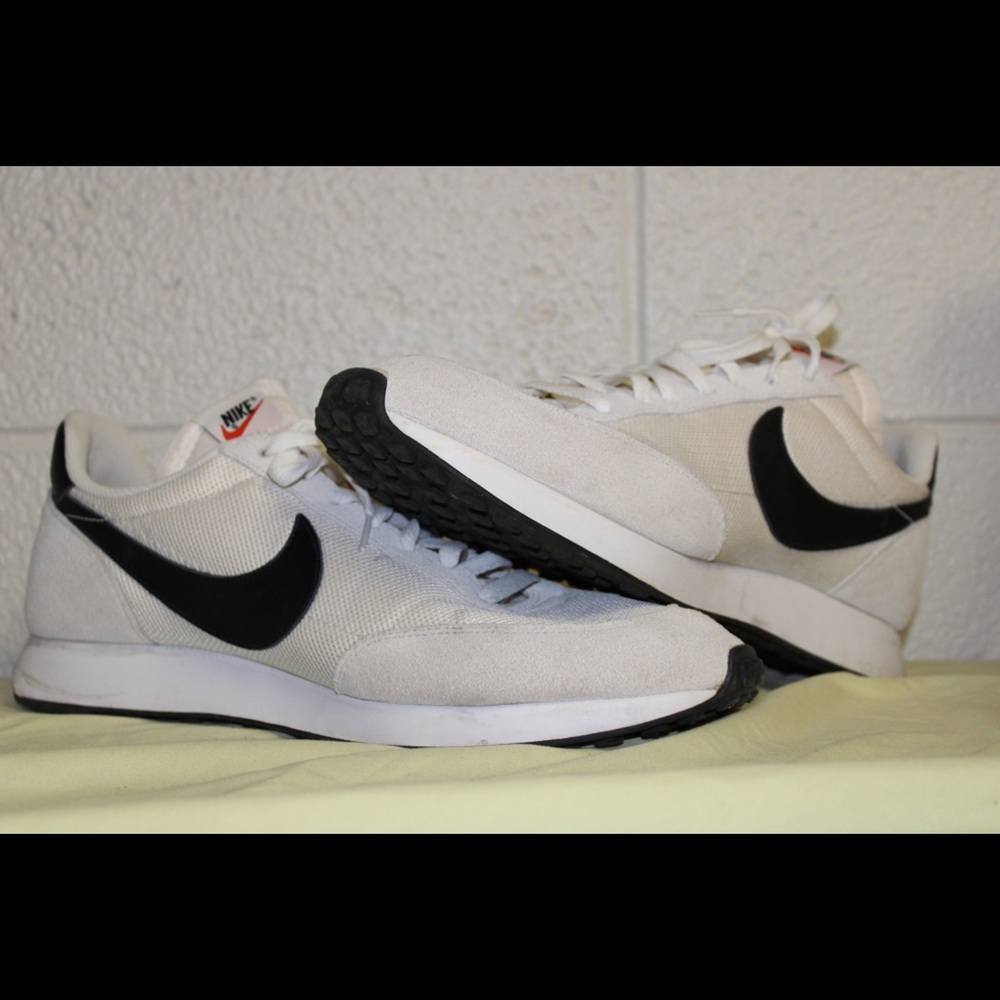 Nike Tailwind 79 White/Black EXCELLENT CONDITION